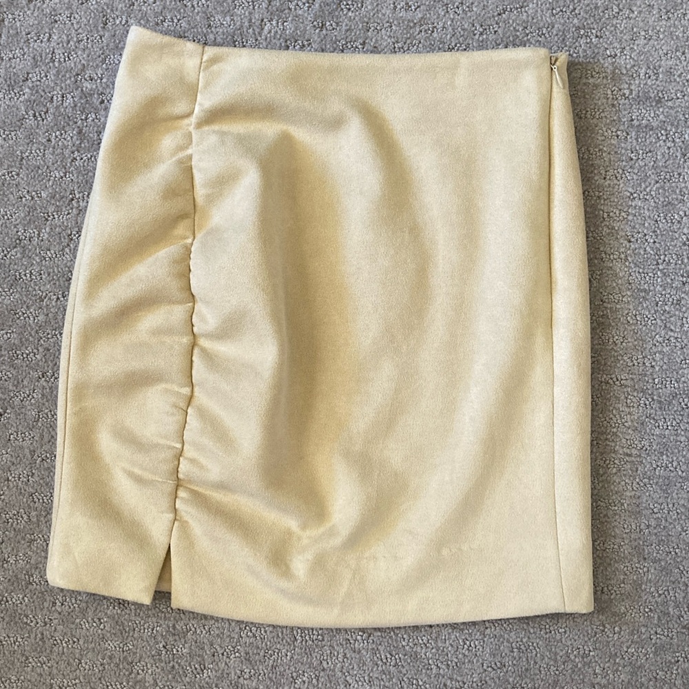 FREE PEOPLE beige faux-suede mini skirt, Sz 0.